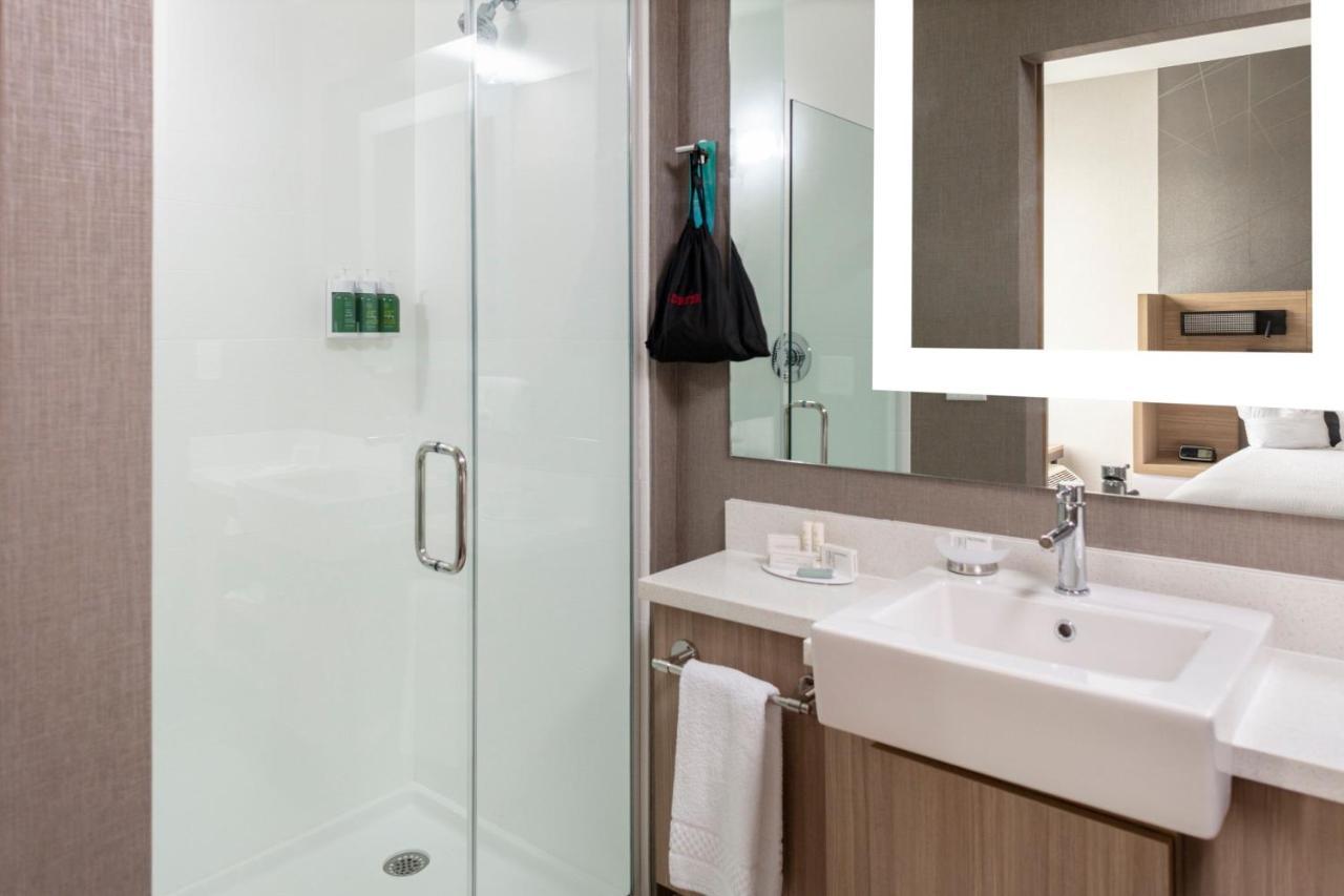 Springhill Suites By Marriott Charlotte Huntersville Bagian luar foto